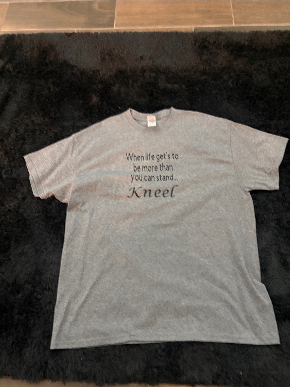 Men's Gray Graphic Tee - 'Kneel' Inspirational Quote